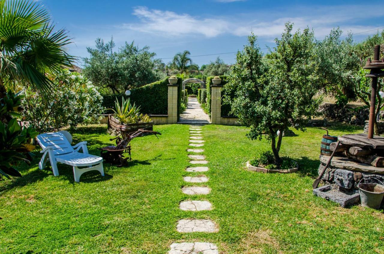B&B Etna Ranch Piedimonte Etneo Exteriör bild