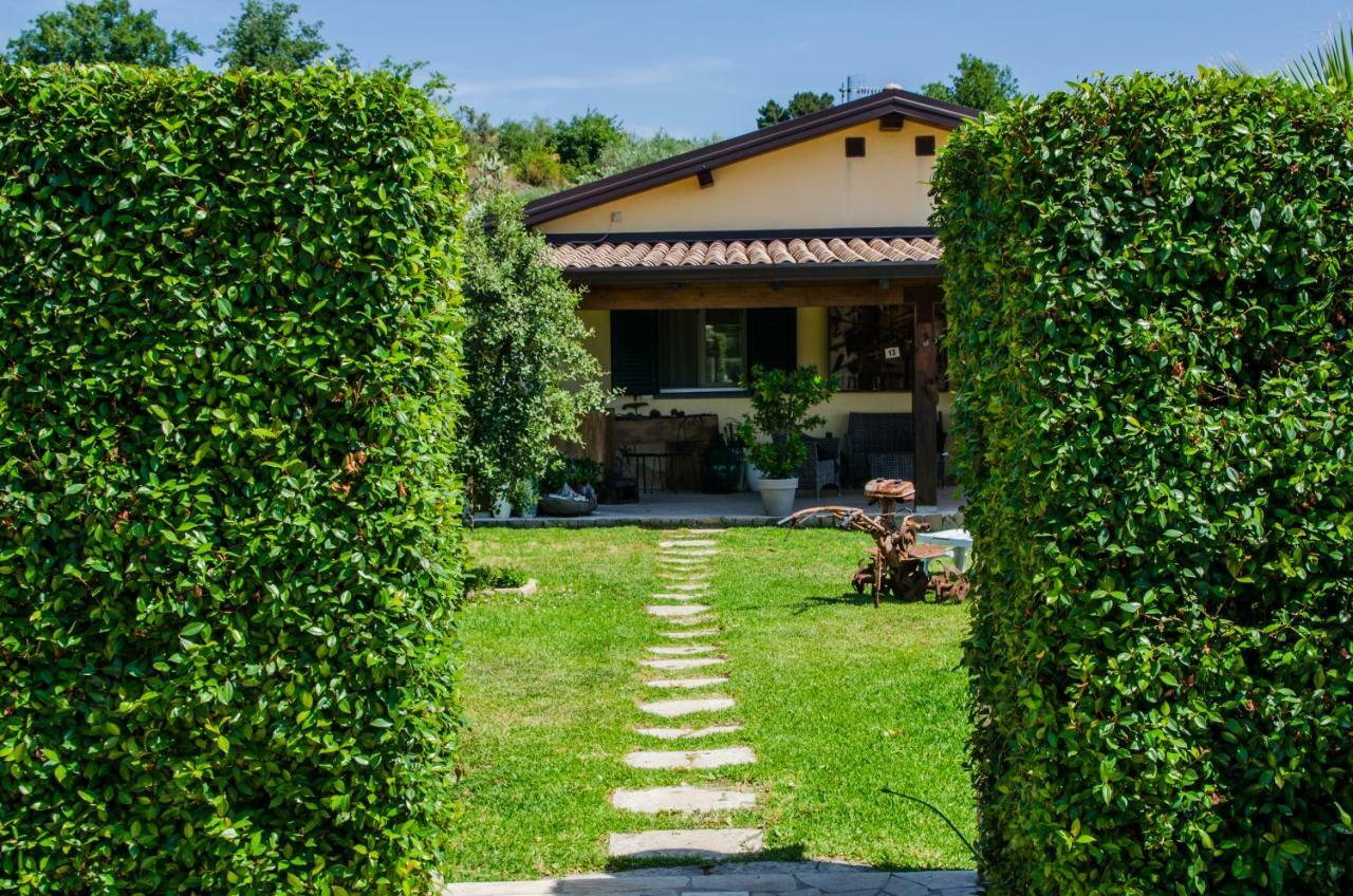 B&B Etna Ranch Piedimonte Etneo Exteriör bild